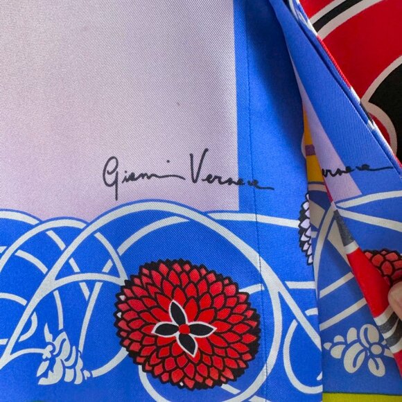 Gianni Versace Vintage Rare Yellow Japanese Mask Print Silk Shirt - Picture 6 of 13